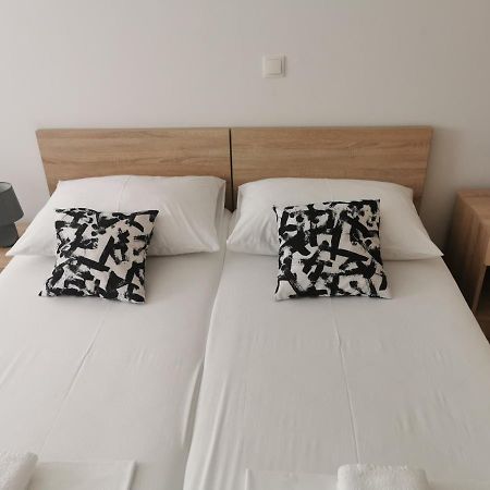 Apartmani Kronjac Milna  Ngoại thất bức ảnh